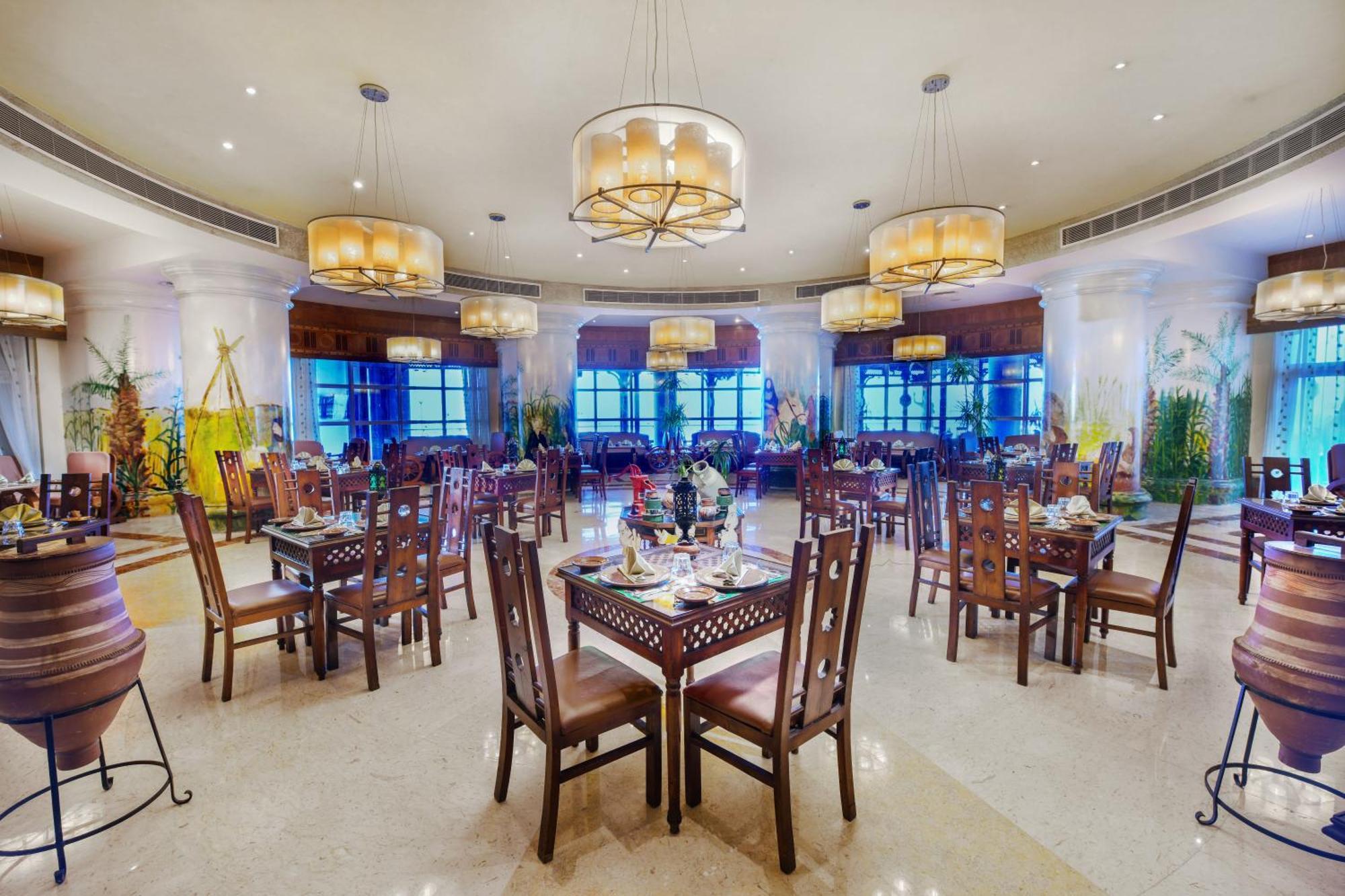 Tolip Hotel Alexandria Eksteriør bilde The restaurant at the hotel