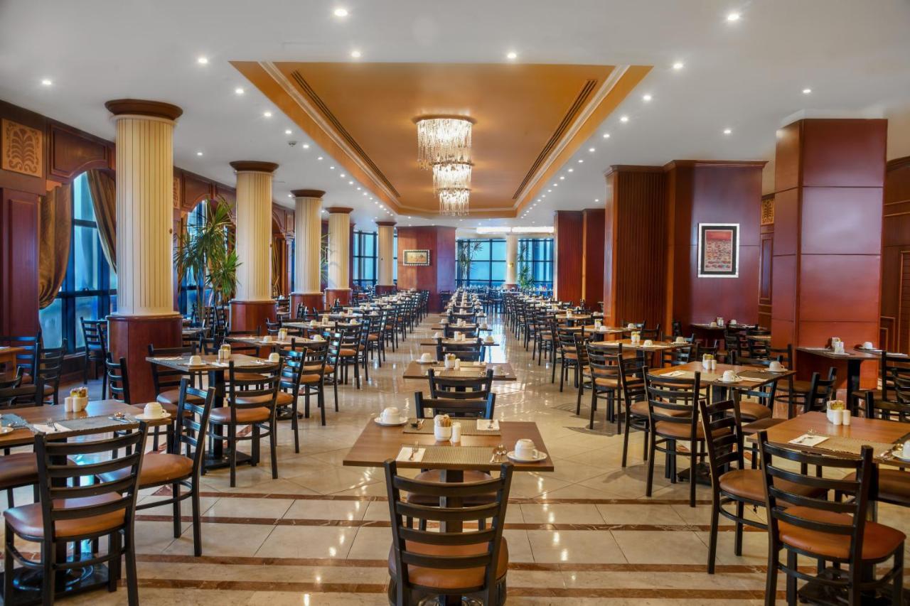 Tolip Hotel Alexandria Eksteriør bilde The hotel's restaurant