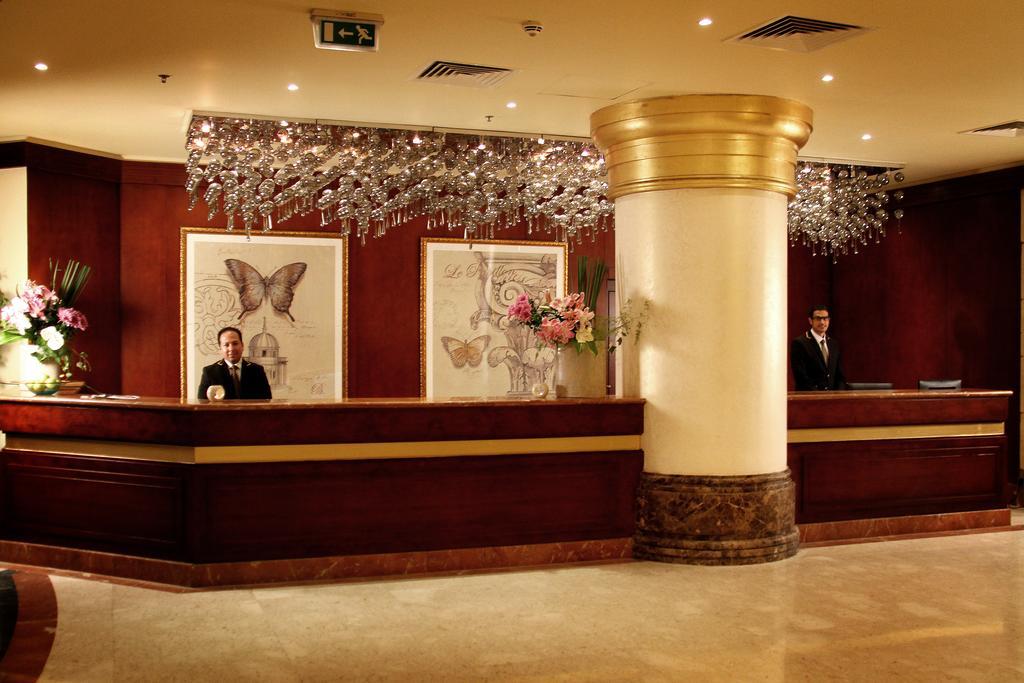 Tolip Hotel Alexandria Eksteriør bilde Reception desk