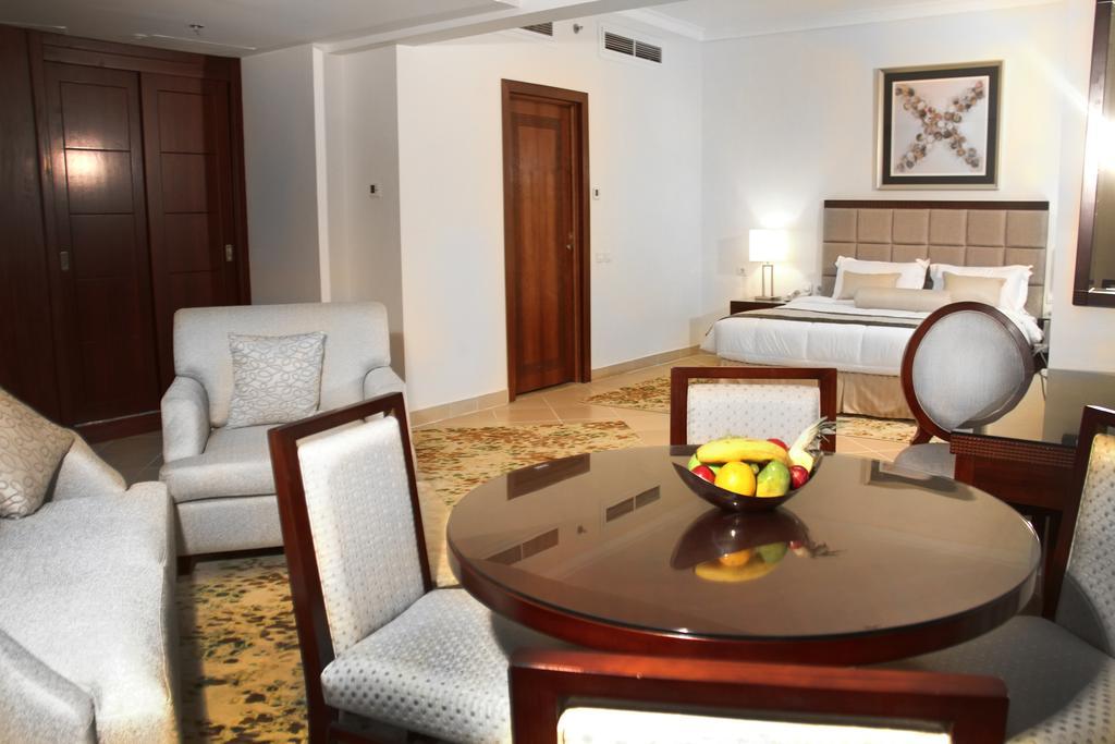 Tolip Hotel Alexandria Eksteriør bilde A room at the hotel