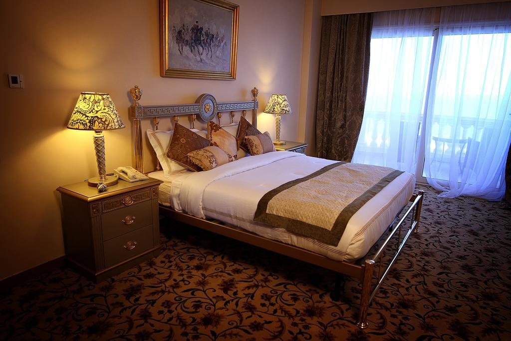 Tolip Hotel Alexandria Eksteriør bilde A room at the hotel